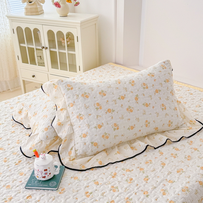 91家纺网 家纺一手货源 找家纺 999家纺 2026新款双层纱花边床盖单件加厚夹棉云感皱皱纱花边床单三件套四季跑量（提供买家秀） 静初【花边款】