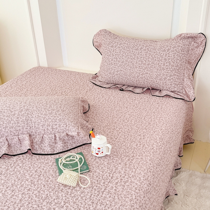 91家纺网 家纺一手货源 找家纺 999家纺 2026新款双层纱花边床盖单件加厚夹棉云感皱皱纱花边床单三件套四季跑量（提供买家秀） 慕情【花边款】