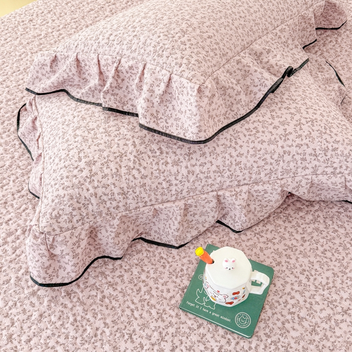 91家纺网 家纺一手货源 找家纺 999家纺 2026新款双层纱花边床盖单件加厚夹棉云感皱皱纱花边床单三件套四季跑量（提供买家秀） 慕情【花边款】