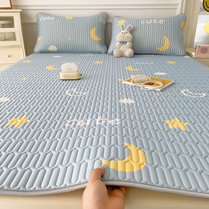 91家纺网 家纺一手货源 找家纺 丝羽坊 2026新款高密凉感丝印花乳胶凉席-平铺款 星月