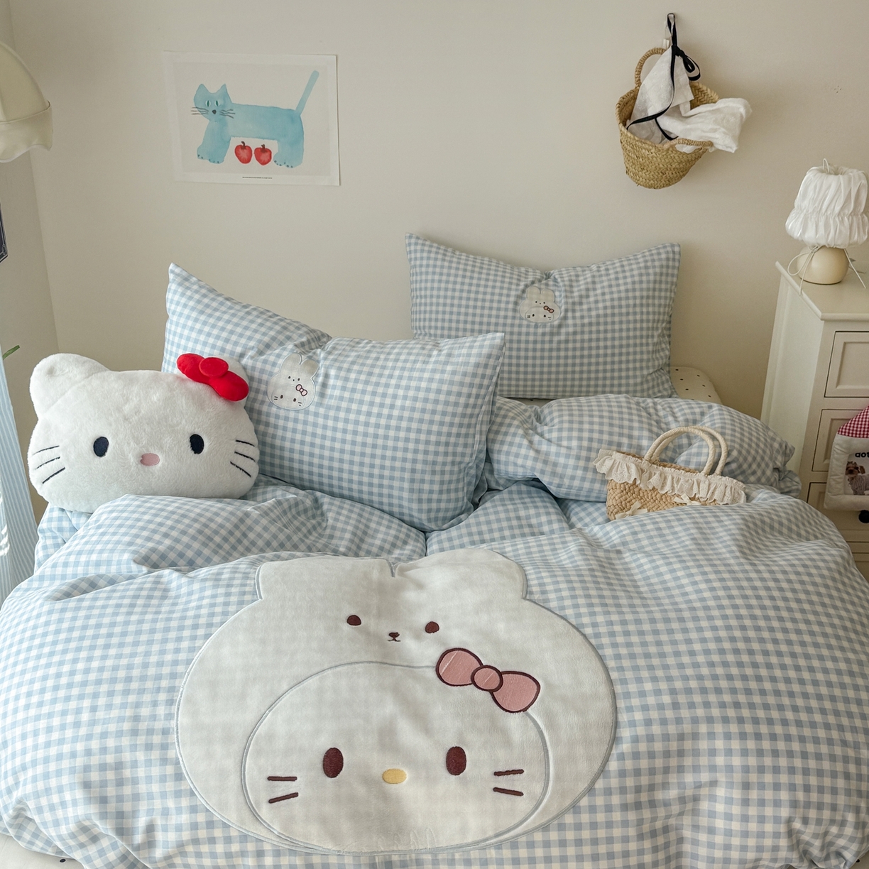 91家纺网 家纺一手货源 找家纺 美乐迪家纺 2026新款卡通13372全棉纯棉贴布绣四件套 蓝格兔兔