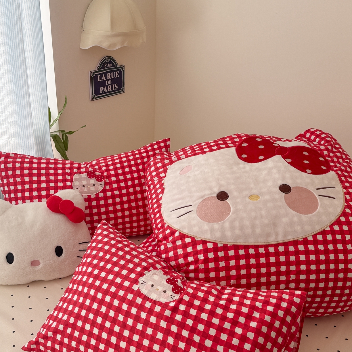 91家纺网 家纺一手货源 找家纺 美乐迪家纺 2026新款卡通13372全棉纯棉贴布绣四件套 红格猫猫