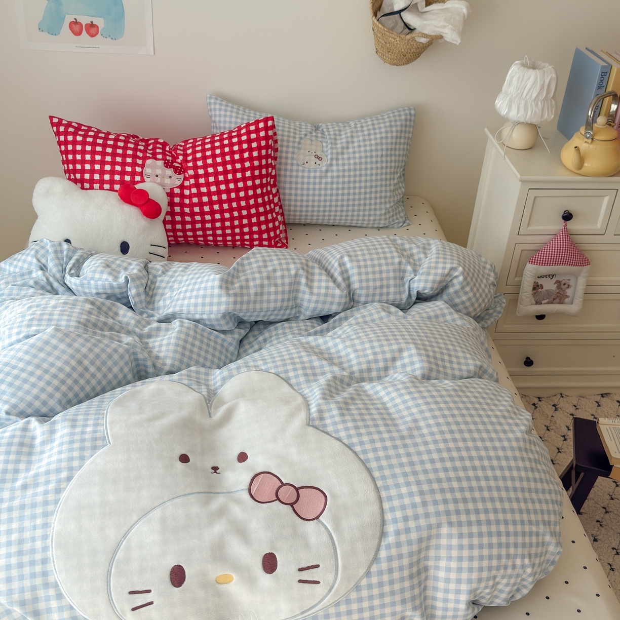 91家纺网 家纺一手货源 找家纺 美乐迪家纺 2026新款卡通13372全棉纯棉贴布绣四件套 蓝格兔兔