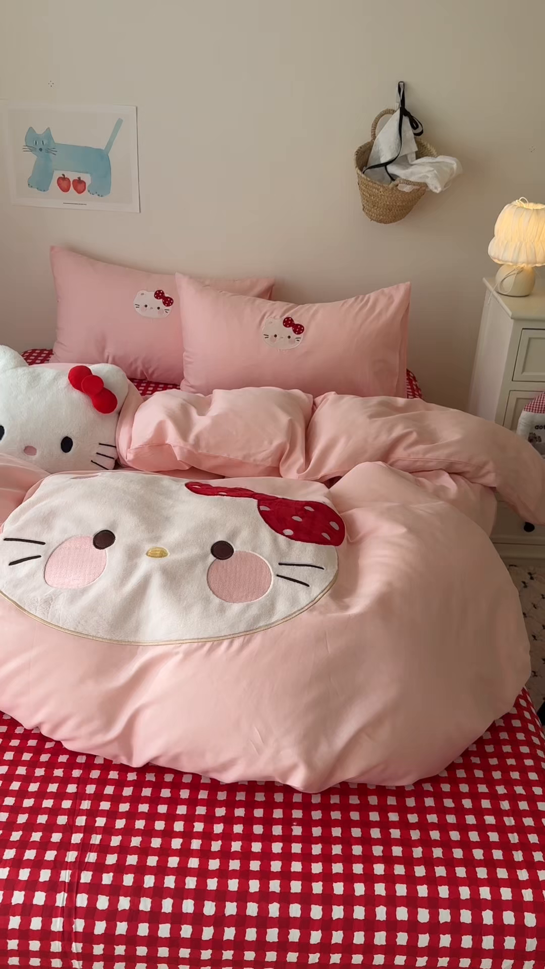 91家纺网 家纺一手货源 找家纺 美乐迪家纺 2026新款卡通13372全棉纯棉贴布绣四件套 粉色猫猫