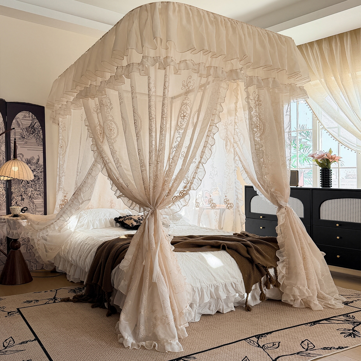 91家纺网 家纺一手货源 找家纺 都市缘蚊帐 2026年新款3303多丽棉绣花工艺导轨宫廷蚊帐 3303香榭丽舍-麦芽杏