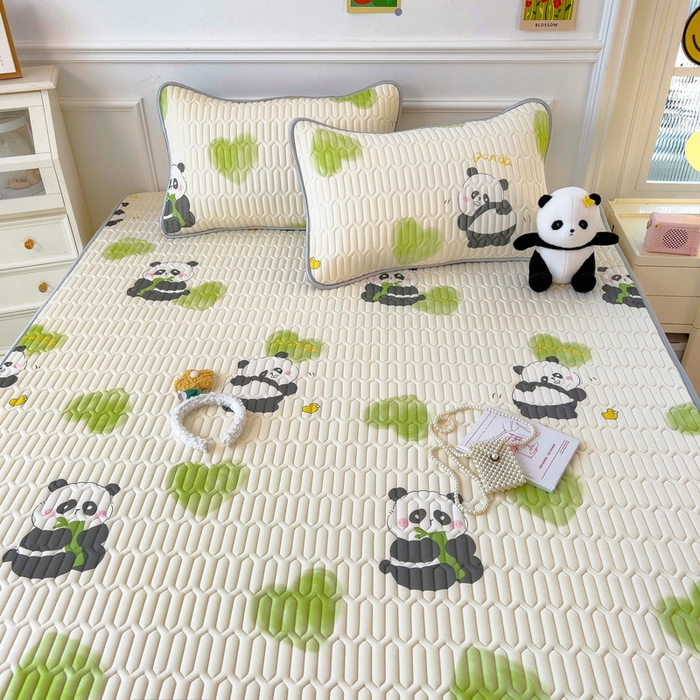 91家纺网 家纺一手货源 找家纺 丝羽坊 2026新款高密凉感丝印花乳胶凉席-平铺款 熊猫宝宝