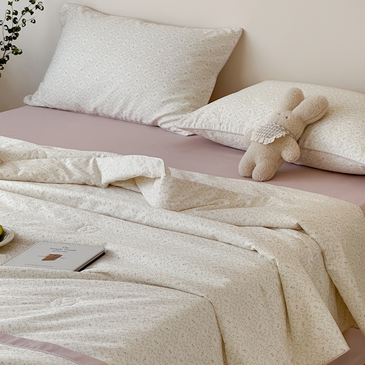 91家纺网 家纺一手货源 找家纺 一加一 2026新款活性印花透气工艺大豆夏被夏凉被空调被四件套-棉花叙 花间蜓