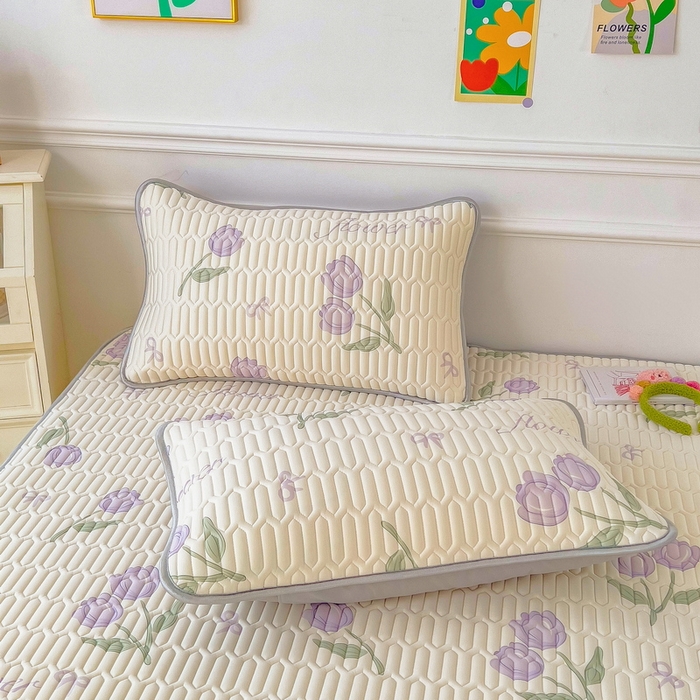 91家纺网 家纺一手货源 找家纺 丝羽坊 2026新款高密凉感丝印花乳胶凉席-平铺款 郁金香紫