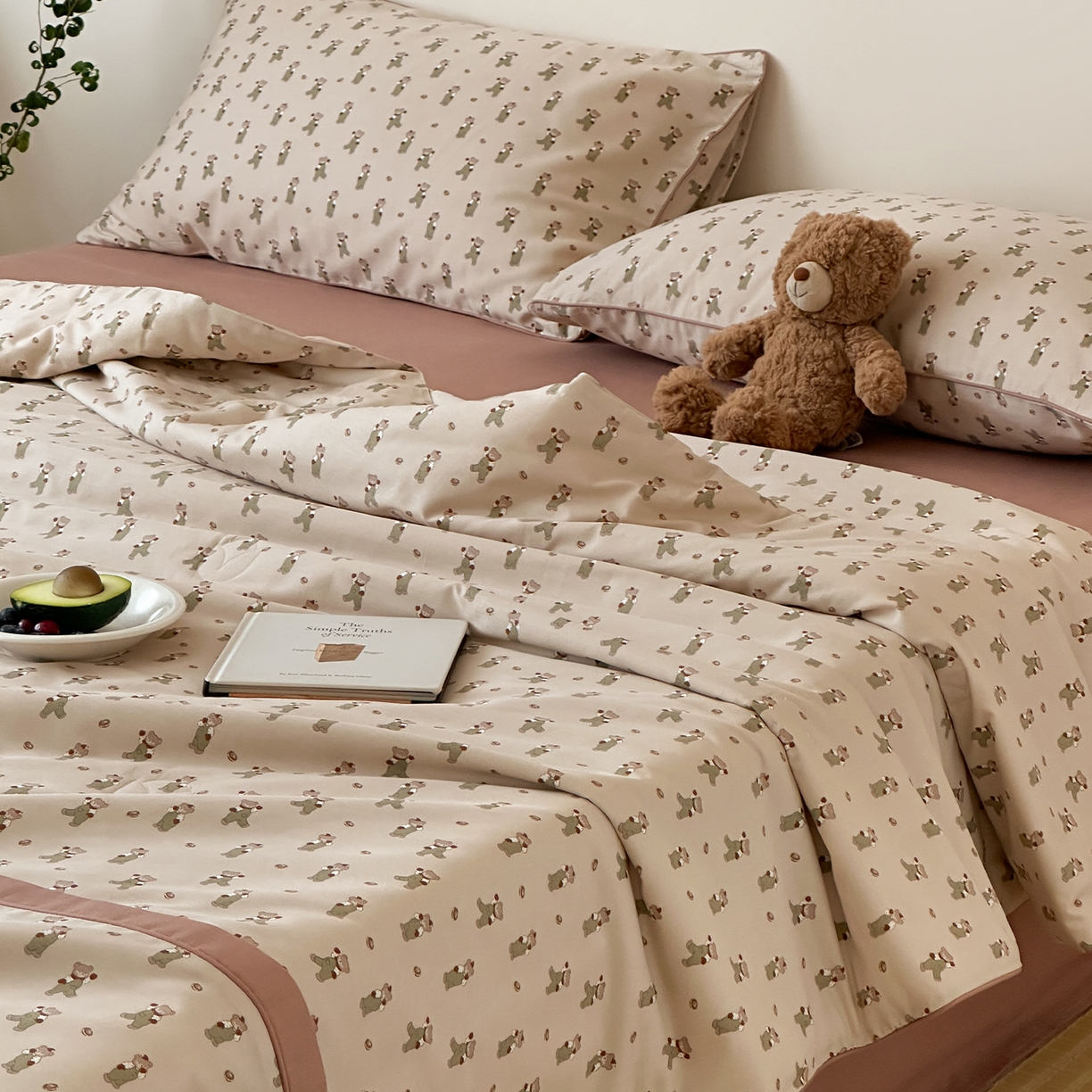 91家纺网 家纺一手货源 找家纺 一加一 2026新款活性印花透气工艺大豆夏被夏凉被空调被四件套-棉花叙 麦田熊熊