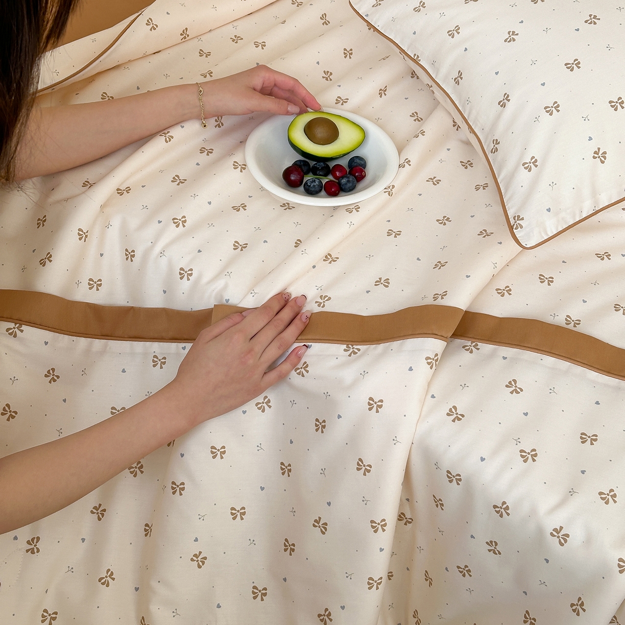 91家纺网 家纺一手货源 找家纺 一加一 2026新款活性印花透气工艺大豆夏被夏凉被空调被四件套-棉花叙 曼城蝴蝶