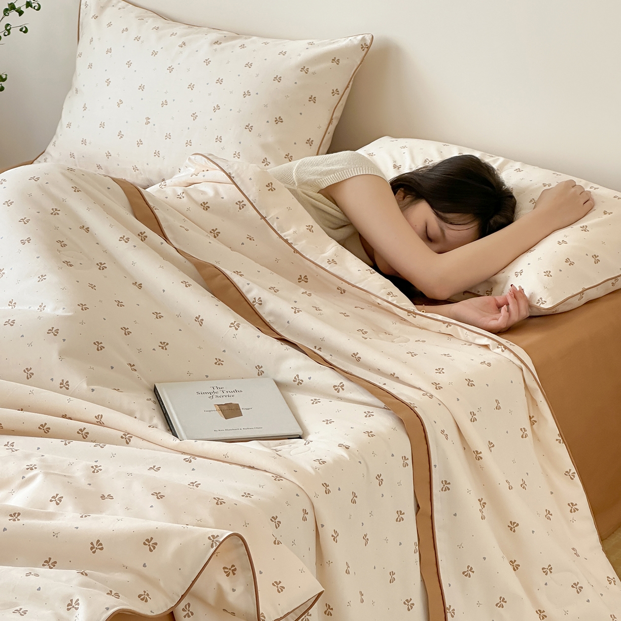 91家纺网 家纺一手货源 找家纺 一加一 2026新款活性印花透气工艺大豆夏被夏凉被空调被四件套-棉花叙 曼城蝴蝶