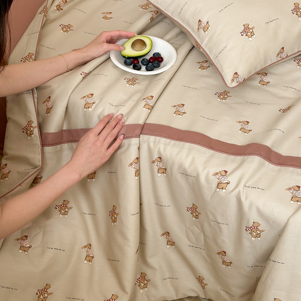 91家纺网 家纺一手货源 找家纺 一加一 2026新款活性印花透气工艺大豆夏被夏凉被空调被四件套-棉花叙 面包熊熊