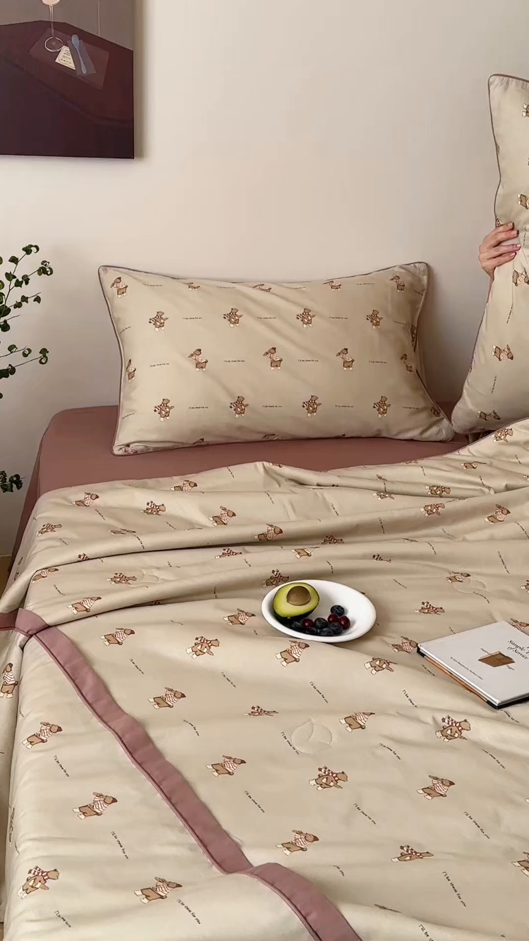 91家纺网 家纺一手货源 找家纺 一加一 2026新款活性印花透气工艺大豆夏被夏凉被空调被四件套-棉花叙 面包熊熊