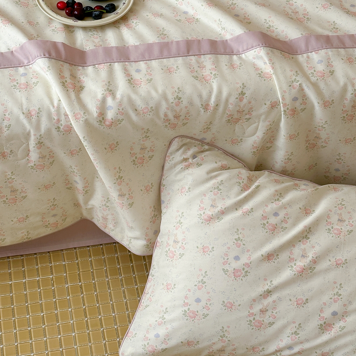 91家纺网 家纺一手货源 找家纺 一加一 2026新款活性印花透气工艺大豆夏被夏凉被空调被四件套-棉花叙 兔语花田