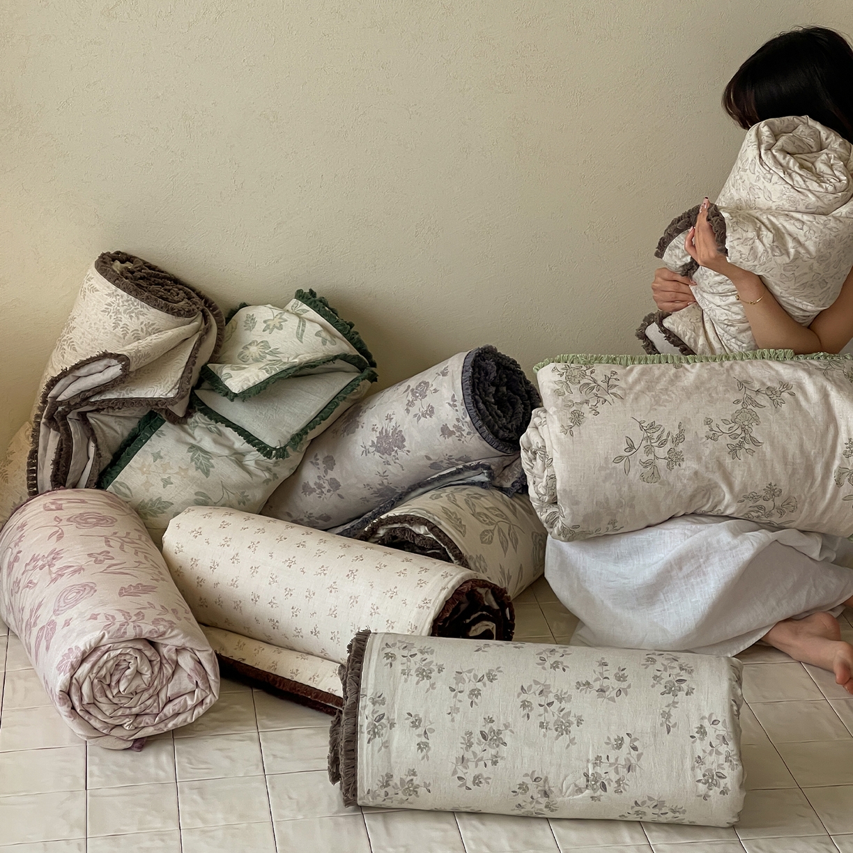 91家纺网 家纺一手货源 找家纺 （总）一加一 2026新款A类棉麻透气提花花边凉感夏被夏凉被空调被四件套棉麻叙