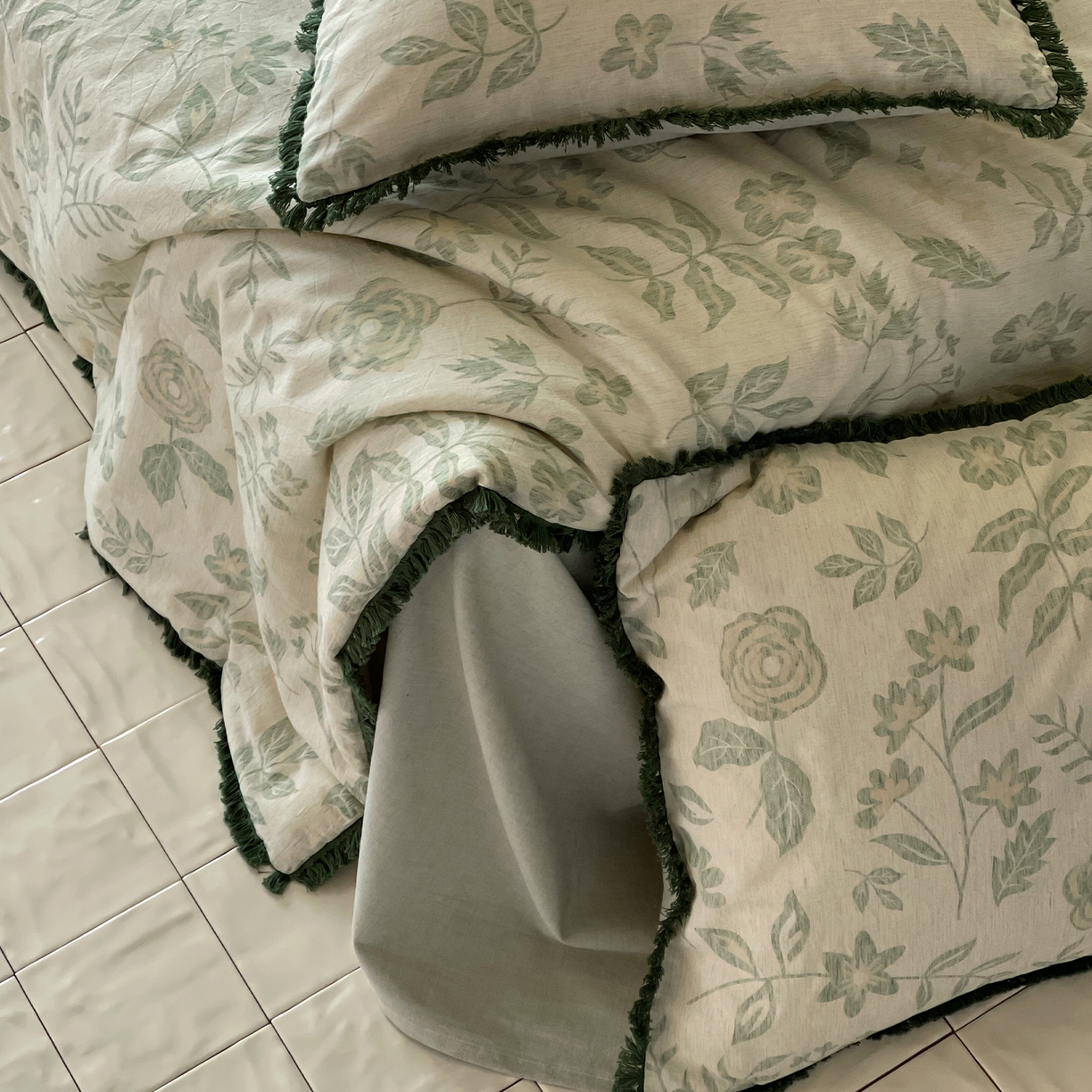 91家纺网 家纺一手货源 找家纺 一加一 2026新款A类棉麻透气提花花边凉感夏被夏凉被空调被四件套棉麻叙 欧佩拉-绿