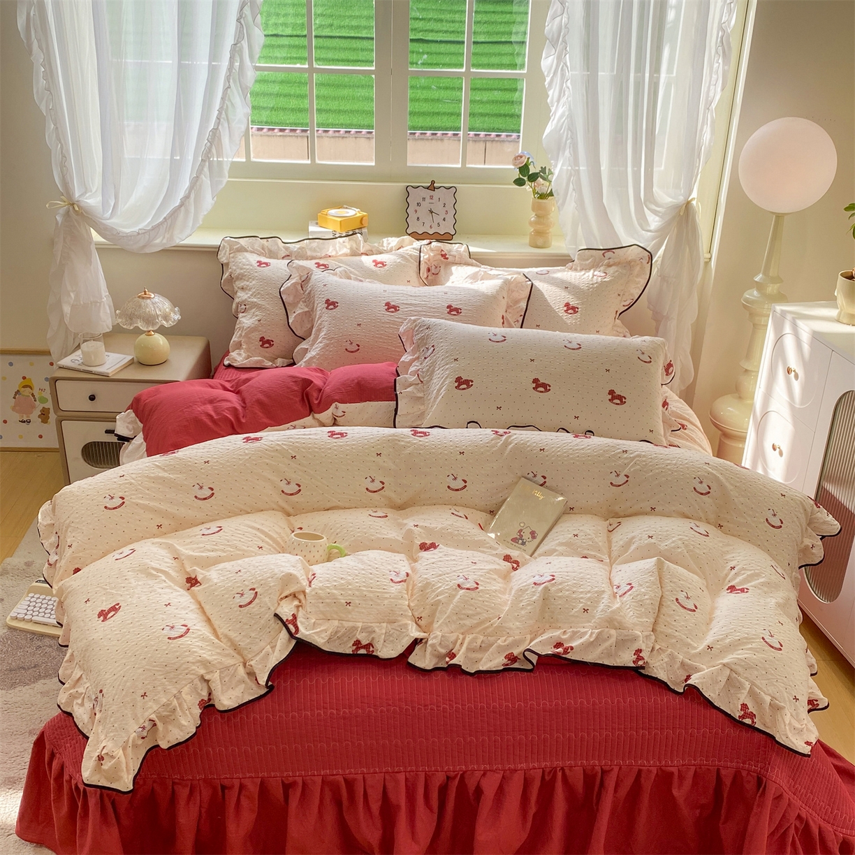 91家纺网 家纺一手货源 找家纺 （总）优贝家纺 2026新款云感双层纱皱皱纱花边床盖夹棉四件套