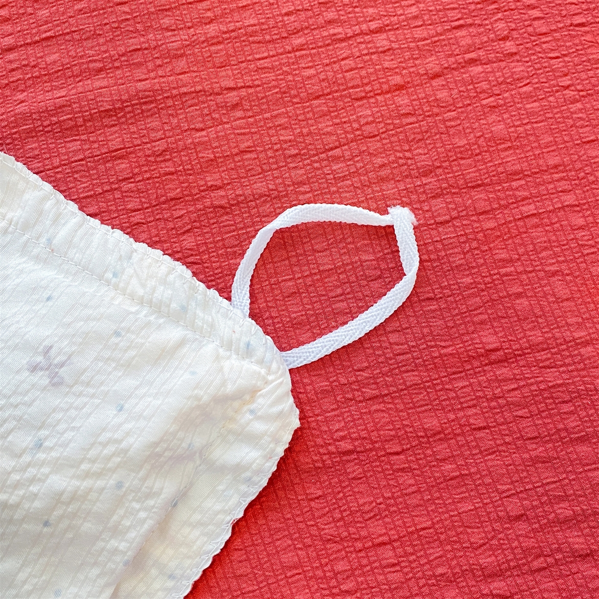 91家纺网 家纺一手货源 找家纺 优贝家纺 2026新款云感双层纱皱皱纱花边床盖夹棉四件套 马马福福