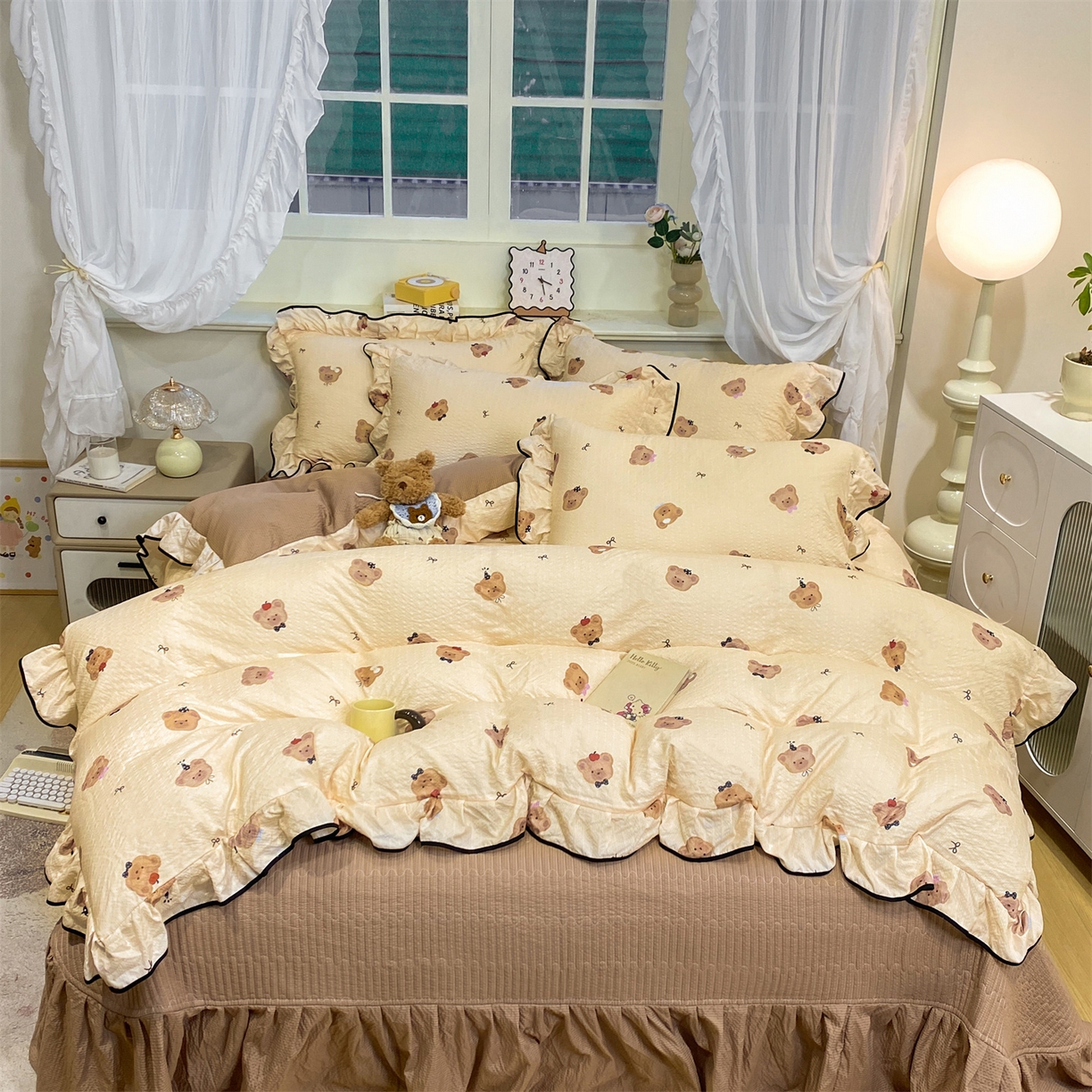 优贝家纺 2026新款云感双层纱皱皱纱花边床盖夹棉四件套 可爱熊