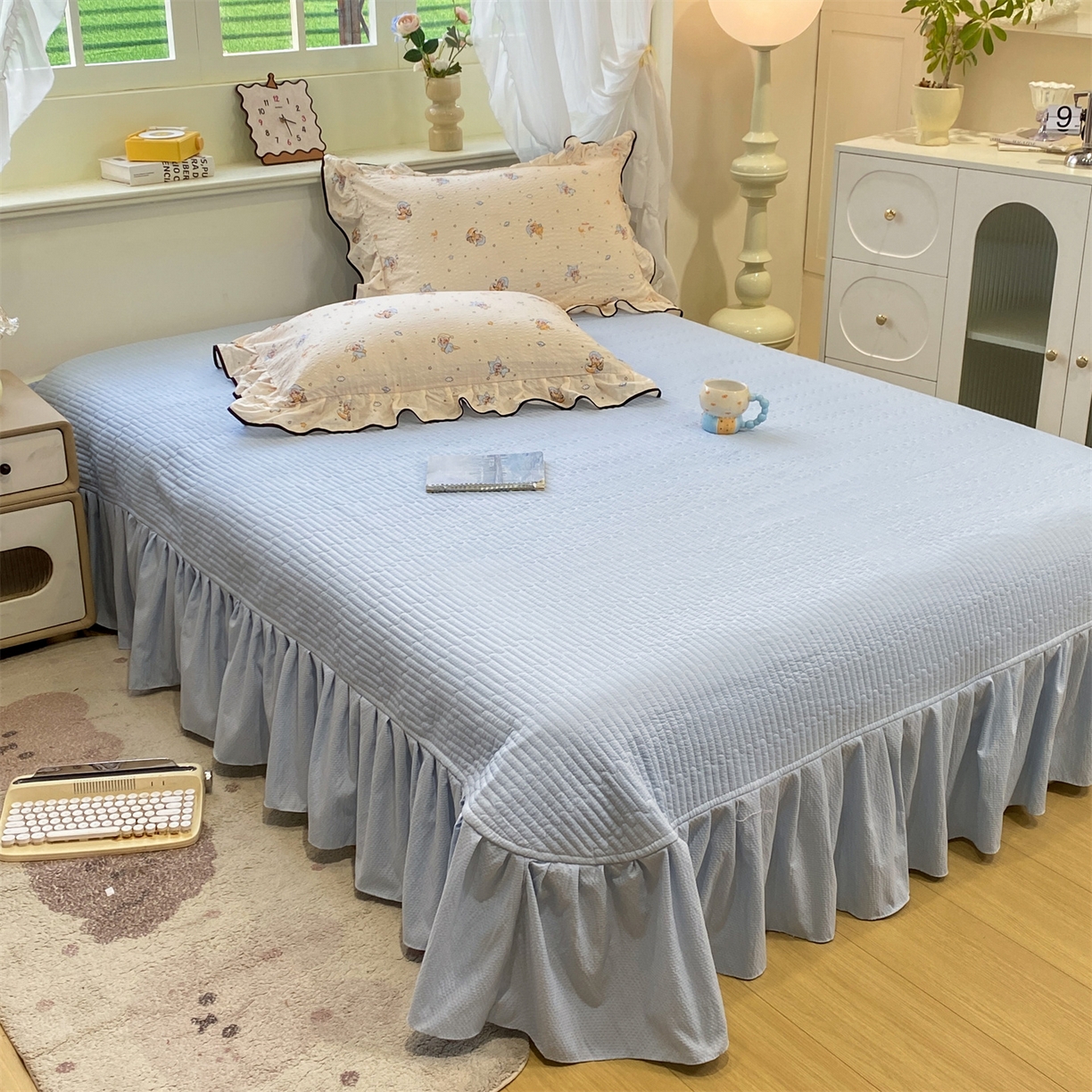 91家纺网 家纺一手货源 找家纺 优贝家纺 2026新款云感双层纱皱皱纱花边床盖夹棉四件套 星雪人