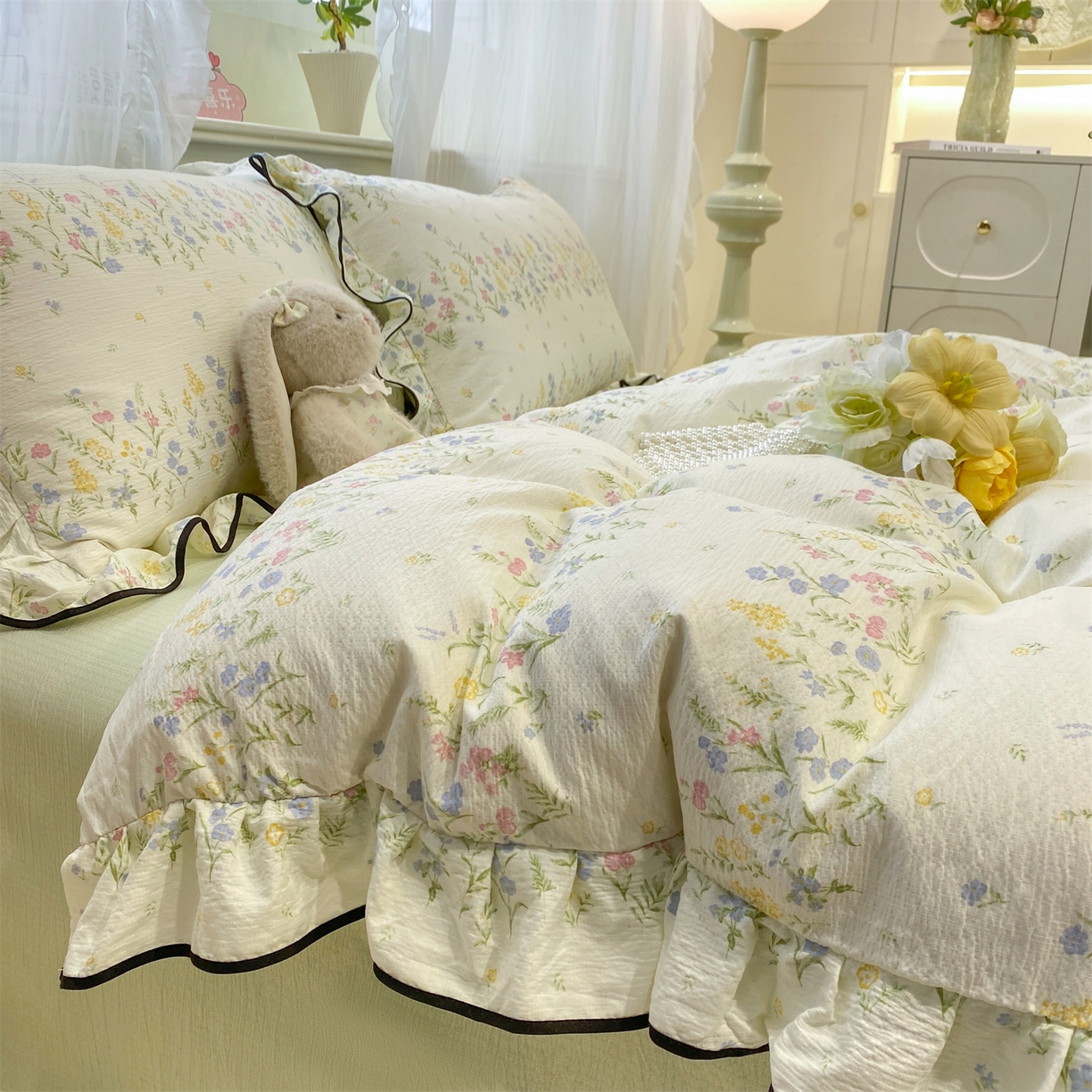 91家纺网 家纺一手货源 找家纺 优贝家纺 2026新款云感双层纱皱皱纱花边四件套 春日花园