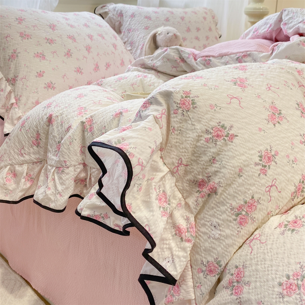 91家纺网 家纺一手货源 找家纺 优贝家纺 2026新款云感双层纱皱皱纱花边四件套 花香