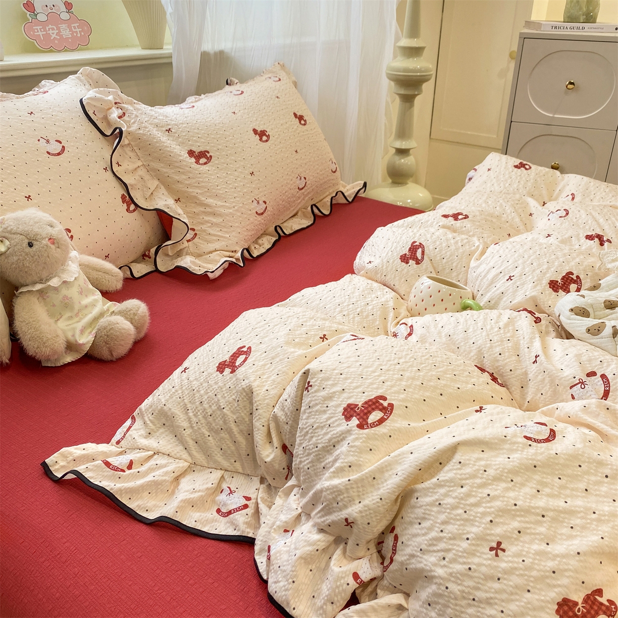 91家纺网 家纺一手货源 找家纺 优贝家纺 2026新款云感双层纱皱皱纱花边四件套 马马福福