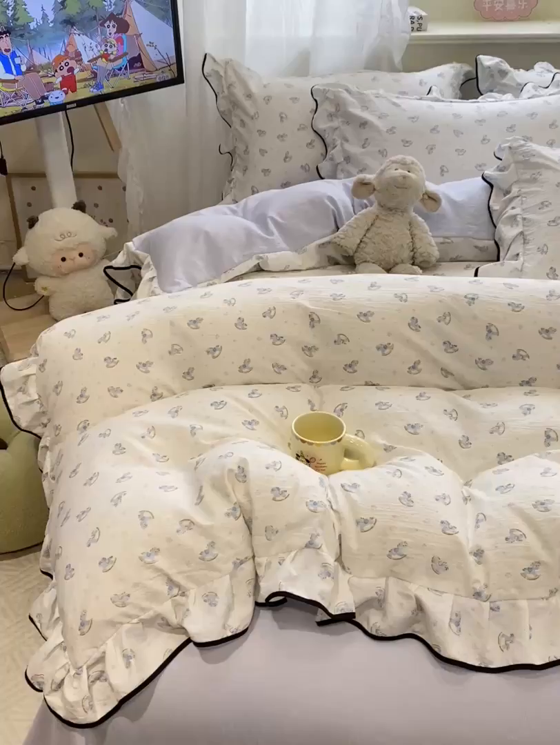 91家纺网 家纺一手货源 找家纺 优贝家纺 2026新款云感双层纱皱皱纱花边四件套 小马乐园