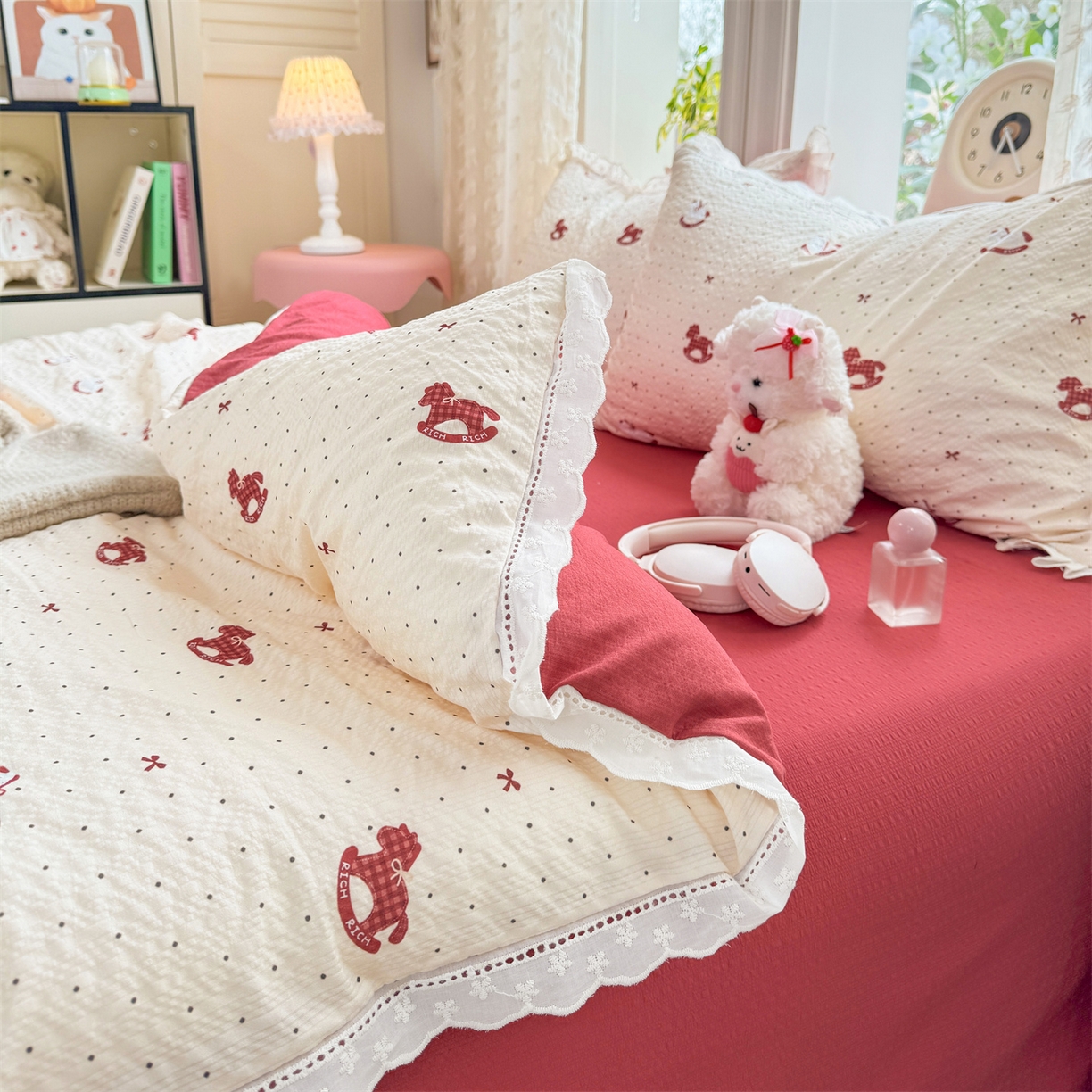 91家纺网 家纺一手货源 找家纺 优贝家纺 2026新款云感皱皱纱韩系花边四件套 马上有钱