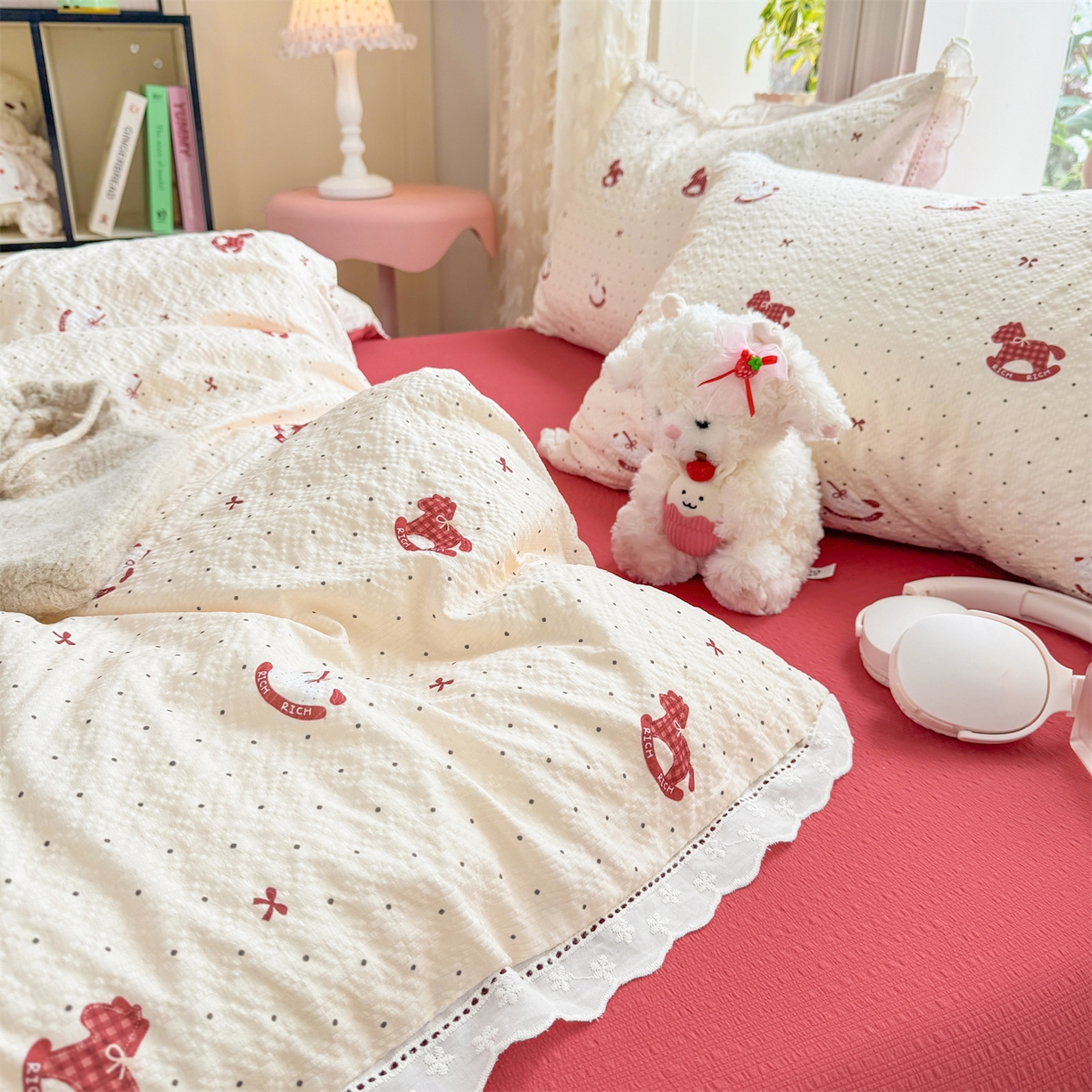 91家纺网 家纺一手货源 找家纺 优贝家纺 2026新款云感皱皱纱韩系花边四件套 马上有钱