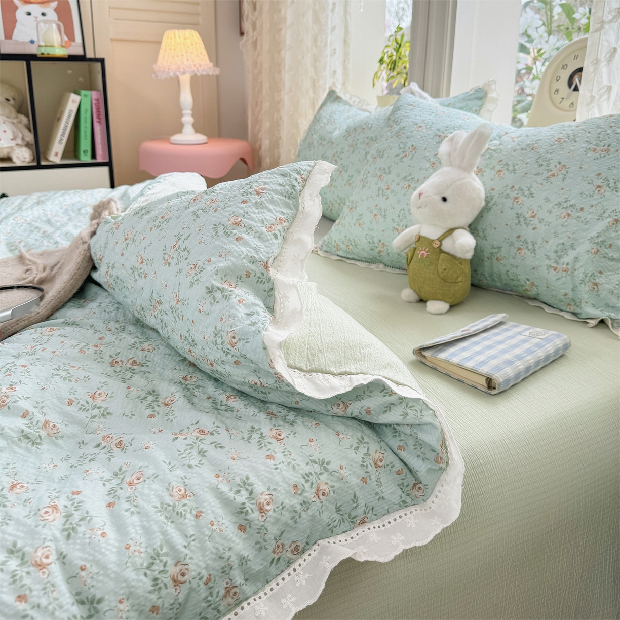 91家纺网 家纺一手货源 找家纺 优贝家纺 2026新款云感皱皱纱韩系花边四件套 栀子花