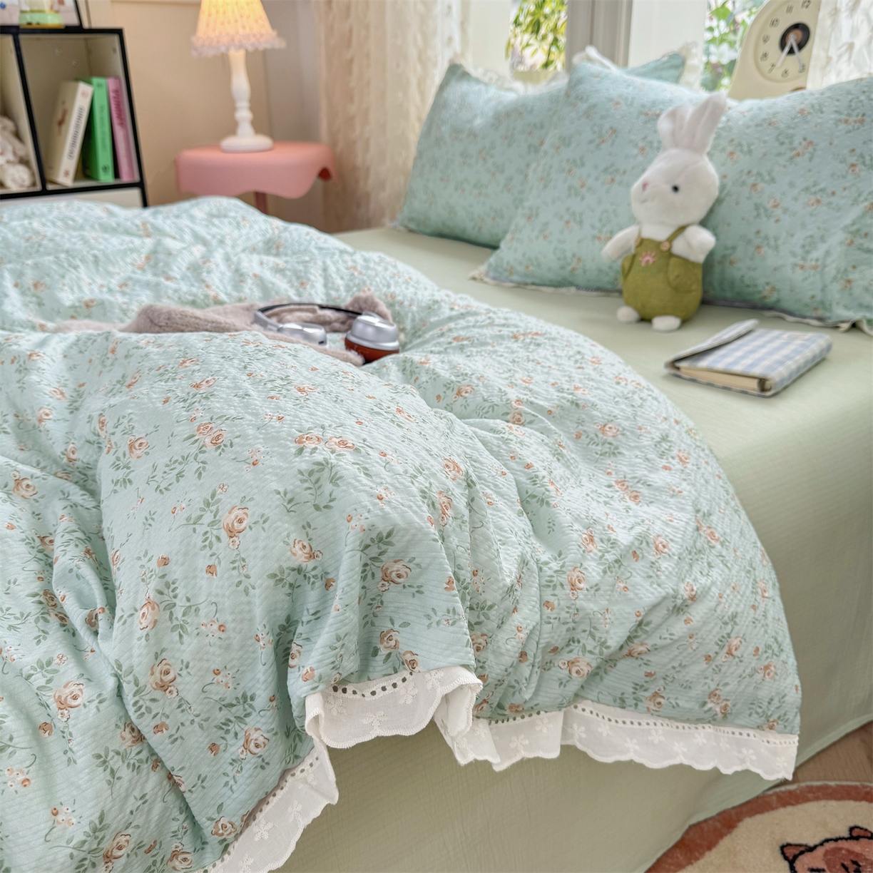 91家纺网 家纺一手货源 找家纺 优贝家纺 2026新款云感皱皱纱韩系花边四件套 栀子花