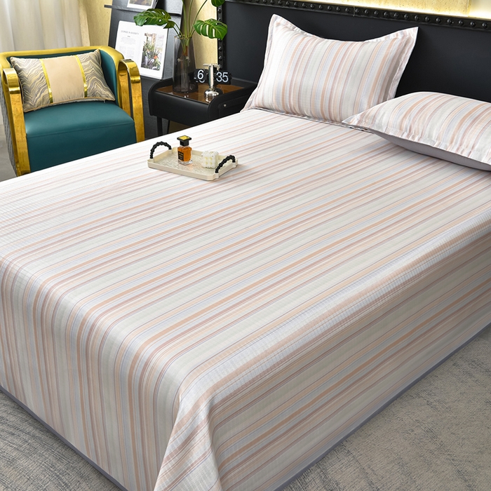 91家纺网 家纺一手货源 找家纺 念家居 2026新款轻奢可机洗水洗床单款高密大版斜纹冰丝凉席三件套 粉蓝条纹