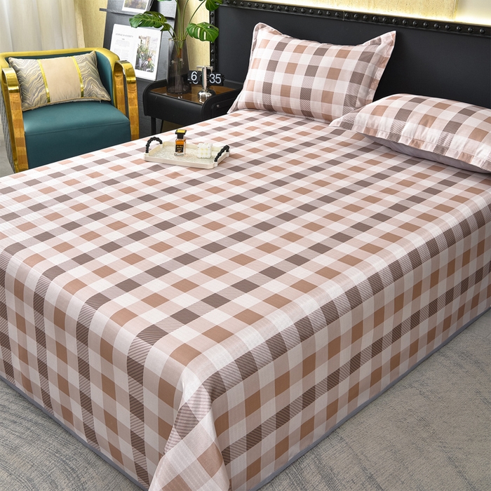 91家纺网 家纺一手货源 找家纺 念家居 2026新款轻奢可机洗水洗床单款高密大版斜纹冰丝凉席三件套 粉棕格纹