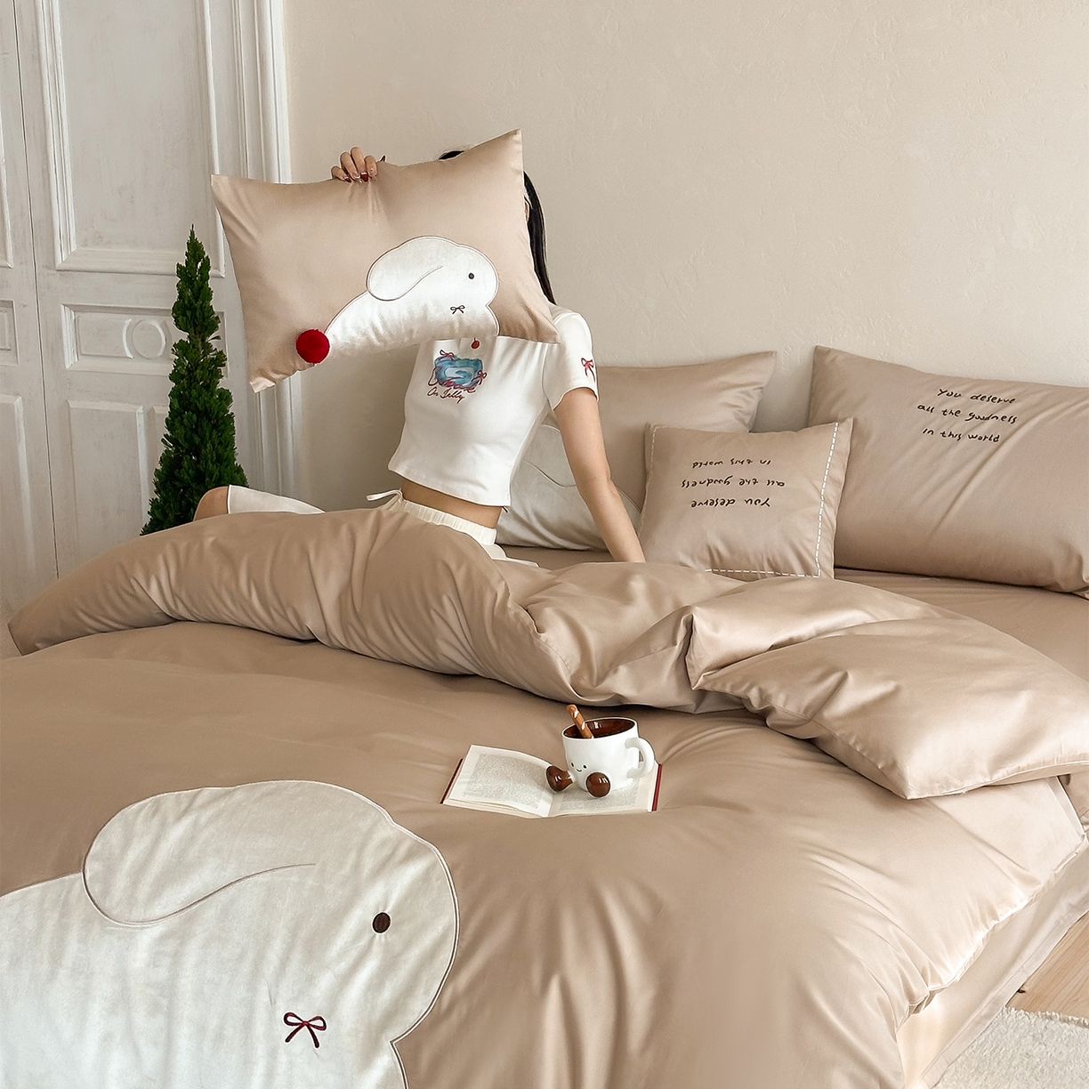 91家纺网 家纺一手货源 找家纺 （总）极简 2026春夏新款100S长绒棉刺绣四件套-蝴蝶结小兔