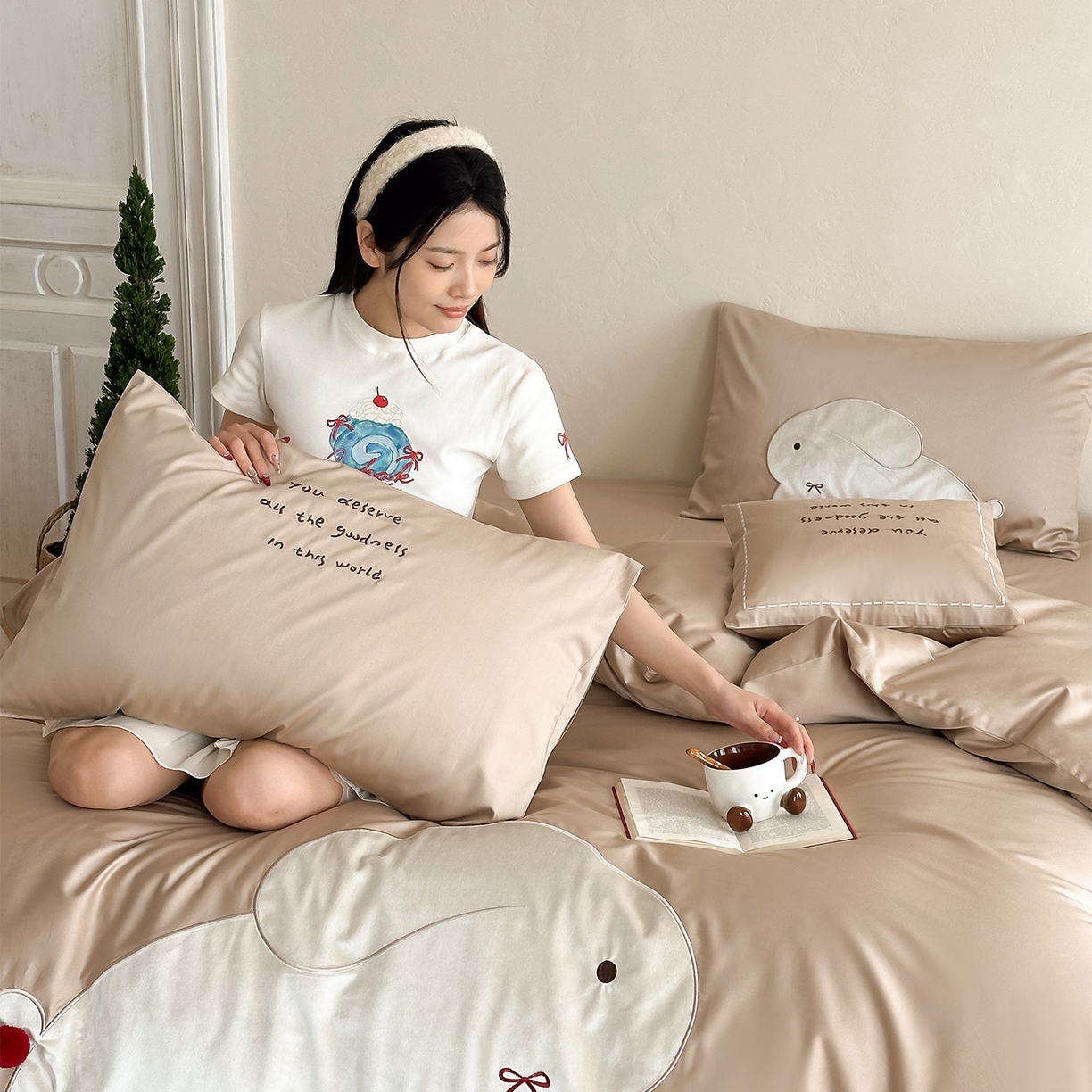 91家纺网 家纺一手货源 找家纺 （总）极简 2026春夏新款100S长绒棉刺绣四件套-蝴蝶结小兔