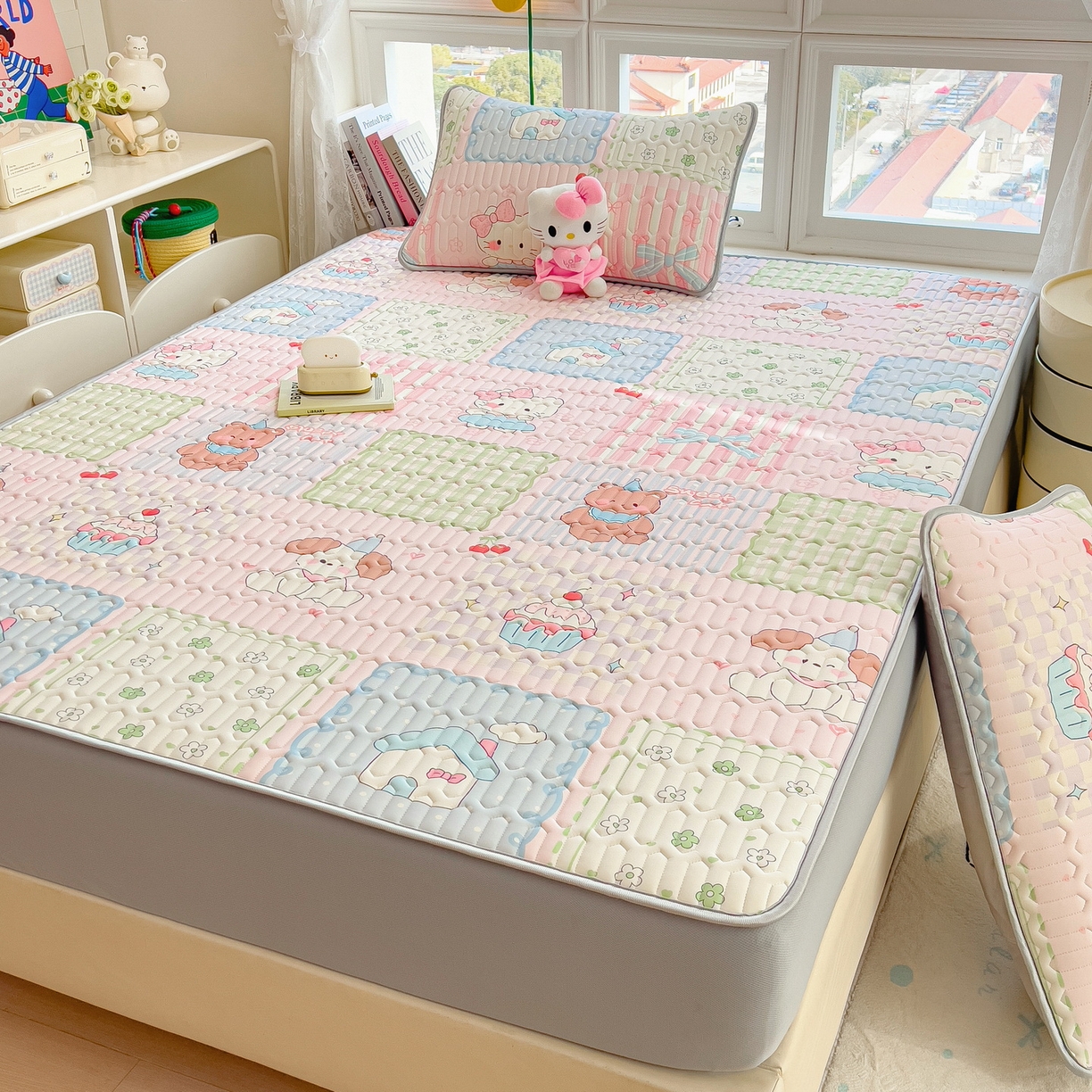 91家纺网 家纺一手货源 找家纺 丝羽坊 2026新款高密凉感丝印花乳胶凉席-床笠款 萌宠拼格