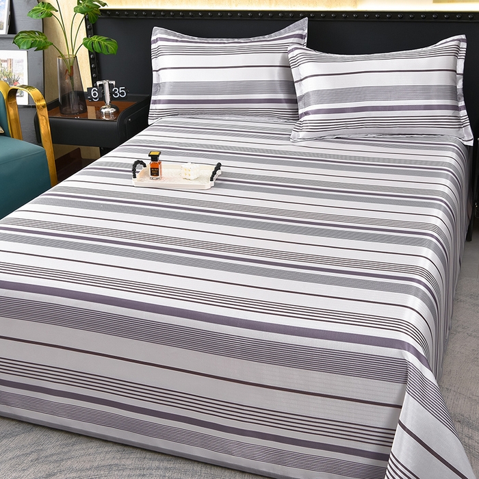 91家纺网 家纺一手货源 找家纺 念家居 2026新款轻奢可机洗水洗床单款高密大版斜纹冰丝凉席三件套 灰紫条纹