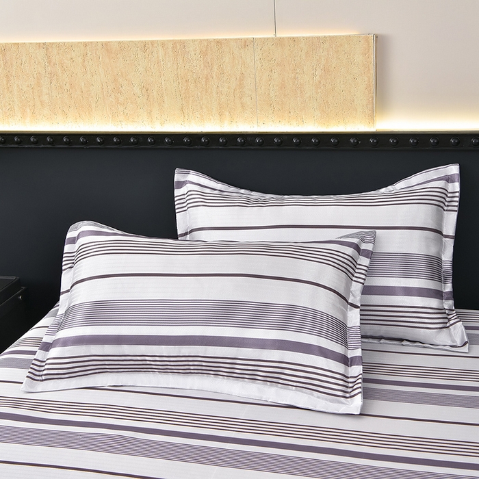 91家纺网 家纺一手货源 找家纺 念家居 2026新款轻奢可机洗水洗床单款高密大版斜纹冰丝凉席三件套 灰紫条纹