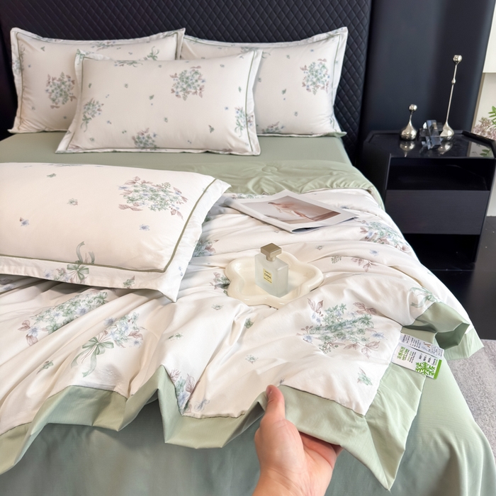 91家纺网 家纺一手货源 找家纺 赛丽雅 2026新款拼角轻奢冰丝凉感夏被四件套 花束