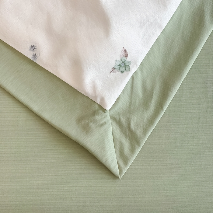 91家纺网 家纺一手货源 找家纺 赛丽雅 2026新款拼角轻奢冰丝凉感夏被四件套 花束