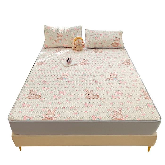 91家纺网 家纺一手货源 找家纺 丝羽坊 2026新款高密凉感丝印花乳胶凉席-床笠款 粉黛萌兔