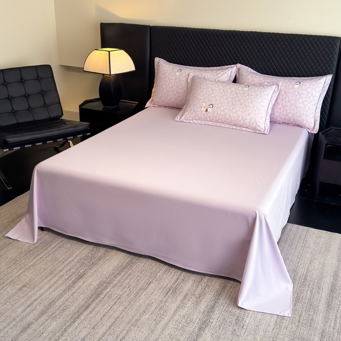 91家纺网 家纺一手货源 找家纺 赛丽雅 2026新款拼角轻奢冰丝凉感夏被四件套 花田兔-粉