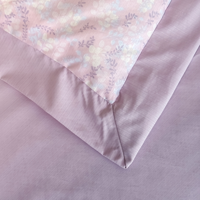 91家纺网 家纺一手货源 找家纺 赛丽雅 2026新款拼角轻奢冰丝凉感夏被四件套 花田兔-粉