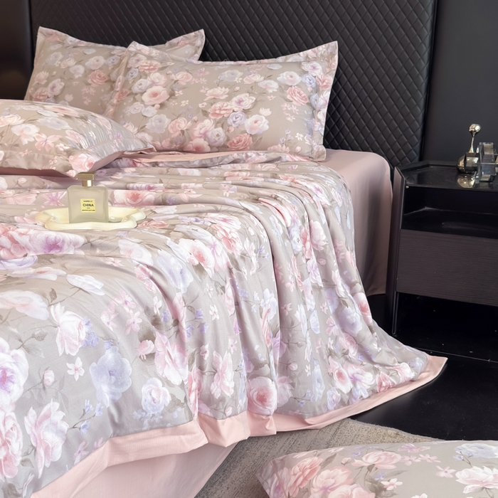 91家纺网 家纺一手货源 找家纺 赛丽雅 2026新款拼角轻奢冰丝凉感夏被四件套 莫奈花园-灰