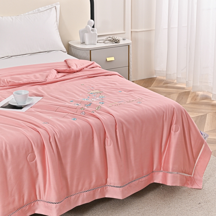 91家纺网 家纺一手货源 找家纺 （总）太阳羽家纺 2026新款天丝绣花镂空夏被夏凉被空调被--深呼吸