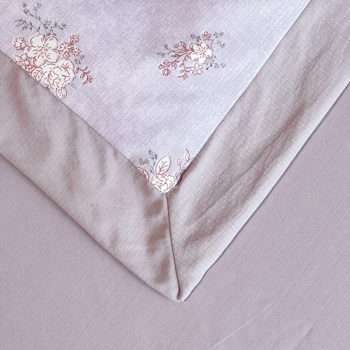 91家纺网 家纺一手货源 找家纺 赛丽雅 2026新款拼角轻奢冰丝凉感夏被四件套 苏梨