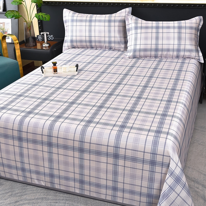 91家纺网 家纺一手货源 找家纺 念家居 2026新款轻奢可机洗水洗床单款高密大版斜纹冰丝凉席三件套 蓝灰格纹