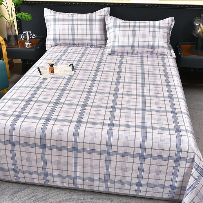 91家纺网 家纺一手货源 找家纺 念家居 2026新款轻奢可机洗水洗床单款高密大版斜纹冰丝凉席三件套 蓝灰格纹