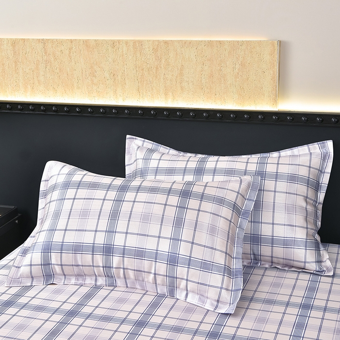 91家纺网 家纺一手货源 找家纺 念家居 2026新款轻奢可机洗水洗床单款高密大版斜纹冰丝凉席三件套 蓝灰格纹